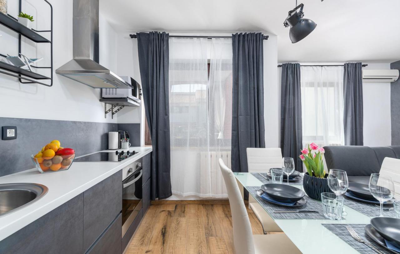 Apartments Ariana Umag Exterior foto