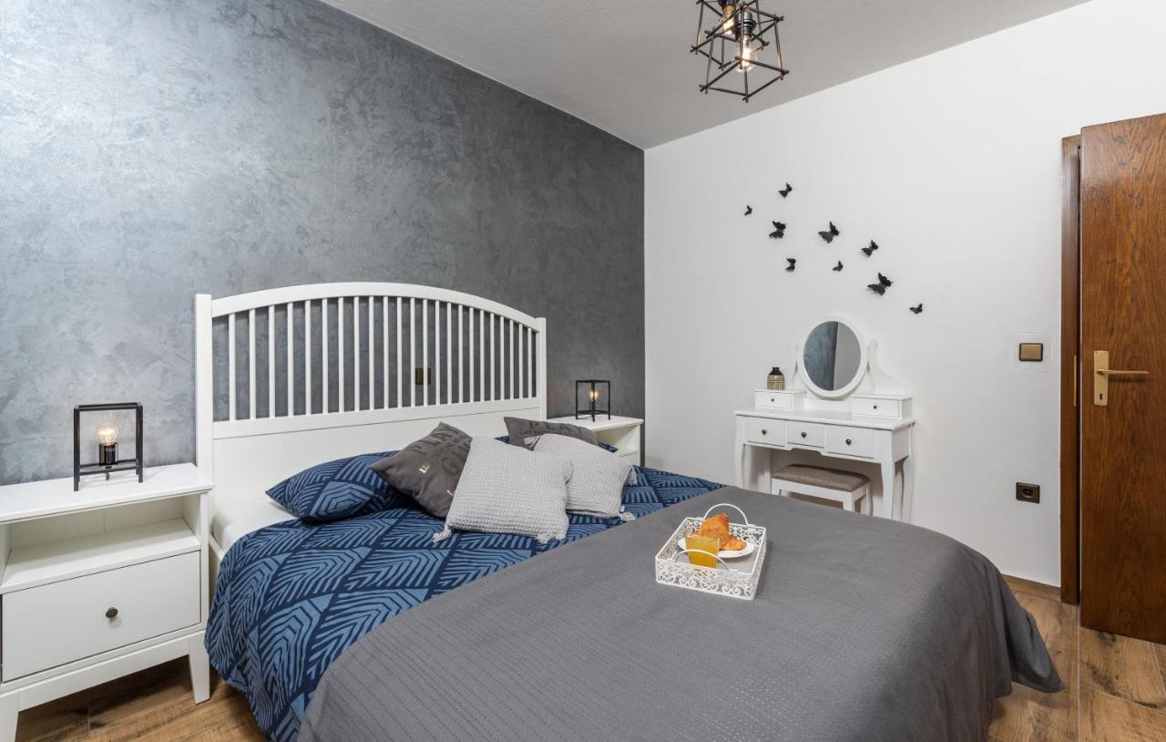 Apartments Ariana Umag Exterior foto