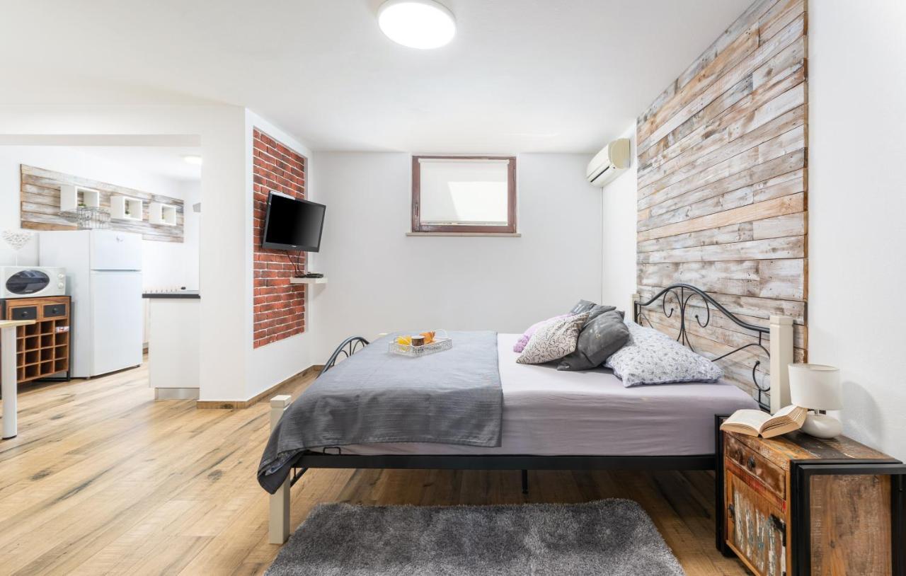 Apartments Ariana Umag Exterior foto